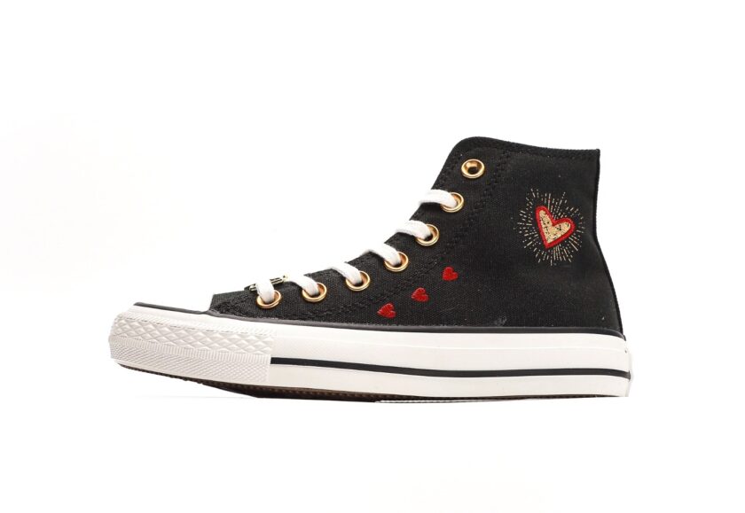 Chuck Taylor High Hearts Black