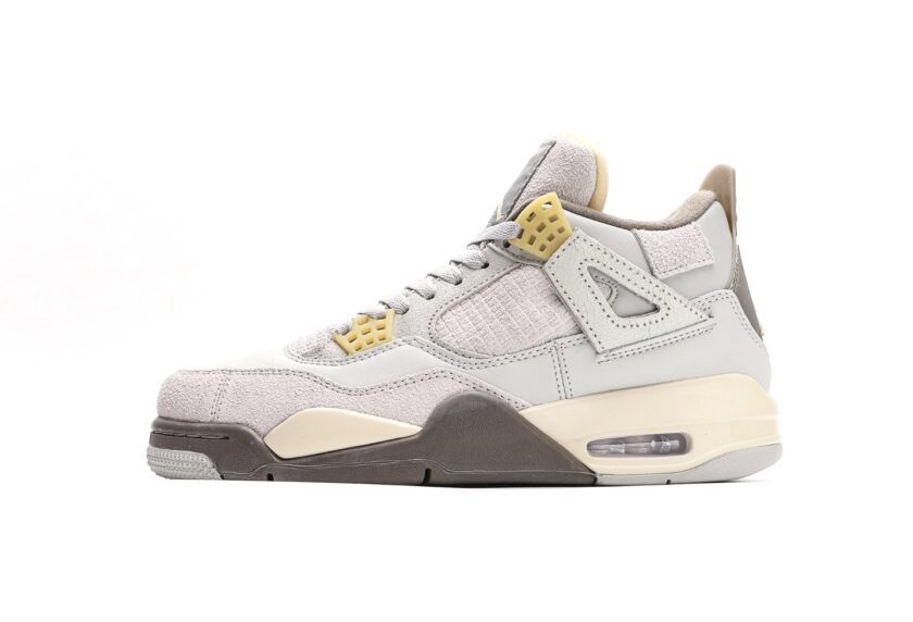 Air Jordan 4 SE Craft Photon Dust