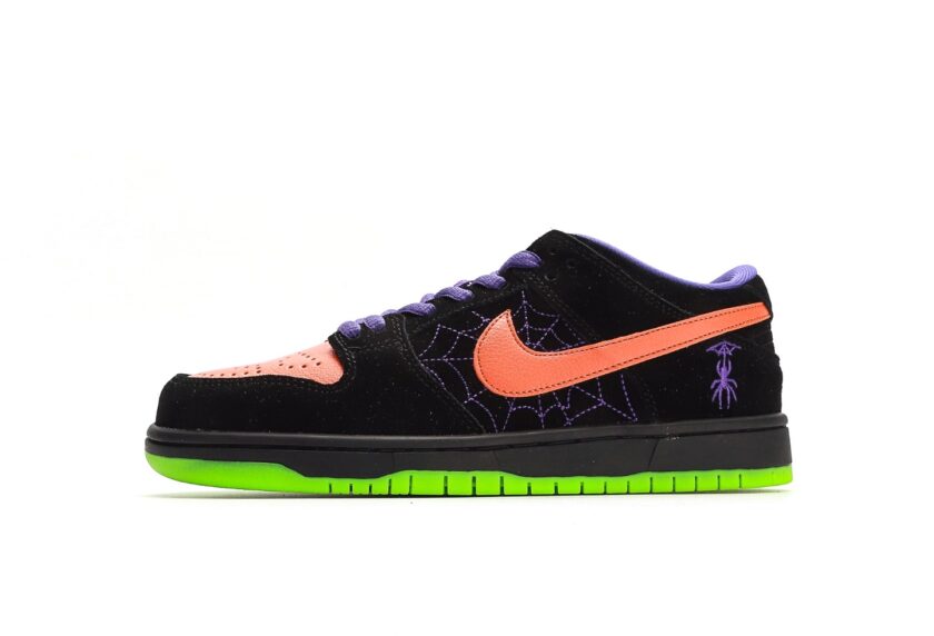 SB Dunk Low Night of Mischief