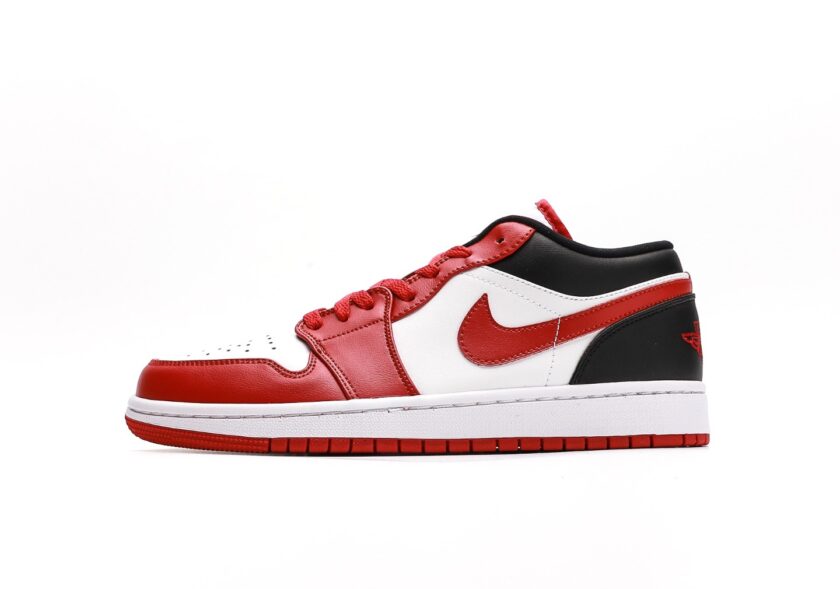 Air Jordan 1 Low Reverse Black Toe