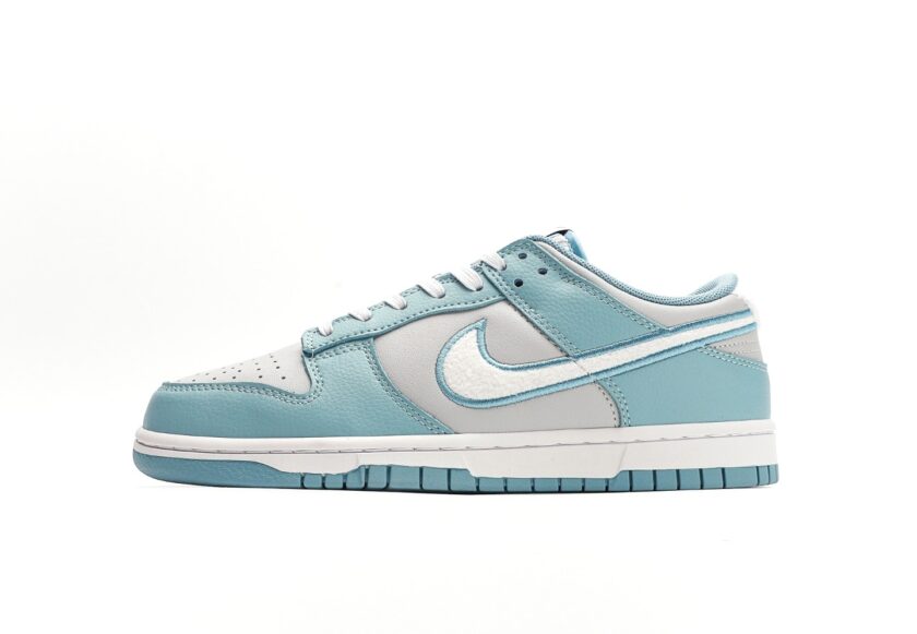 Dunk Low "Worn Blue"