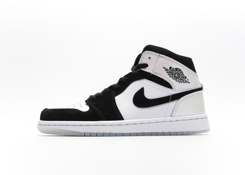 Air Jordan 1 Mid White Black Diamond