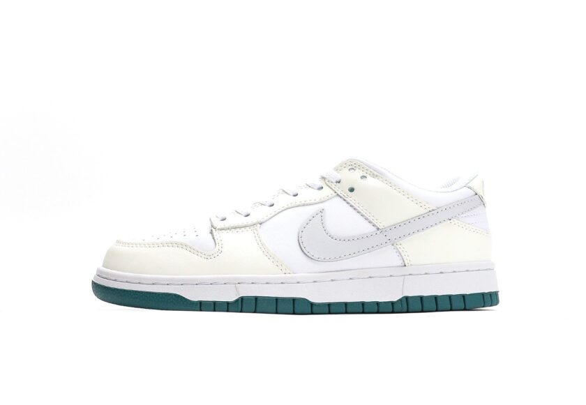 Dunk Low GS White Green Grey