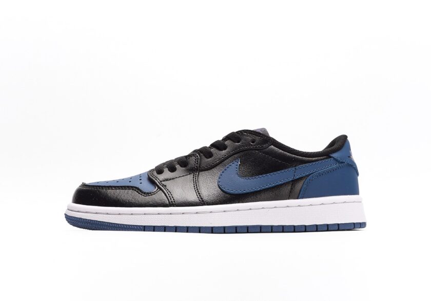 Air Jordan 1 Low OG Mystic Navy