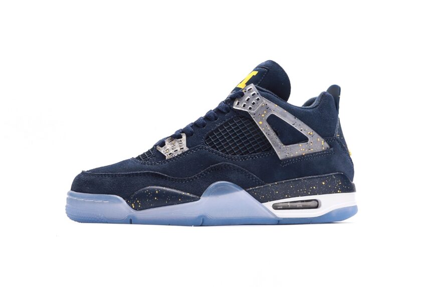 Air Jordan 4 Retro PE "Michigan"