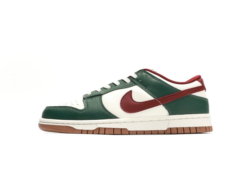 Dunk Low Gorge Green Team Red