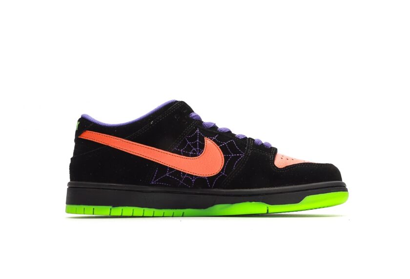 SB Dunk Low Night of Mischief - Image 2