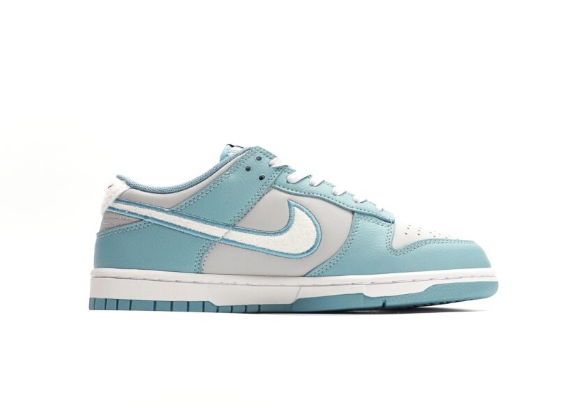 Dunk Low "Worn Blue" - Image 2