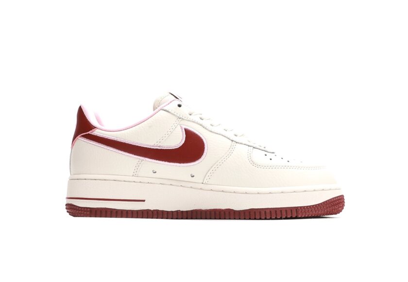 Air Force 1 Low "Valentine's Day" - Image 2