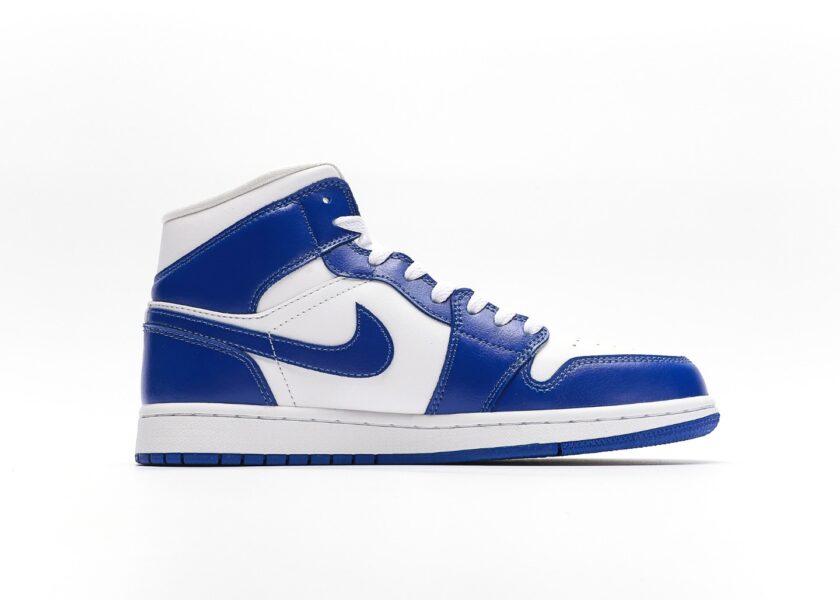 Air Jordan 1 Mid Kentucky Blue - Image 2