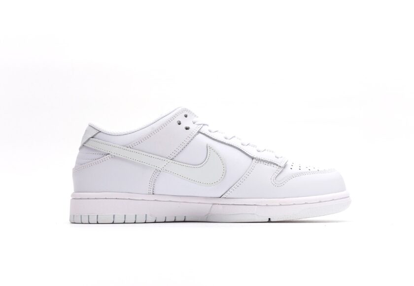 Dunk Low "White/Pure Platinum" - Image 2