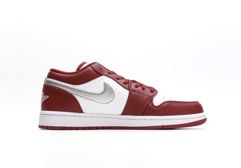 Air Jordan 1 Low "Bordeaux" - Image 2