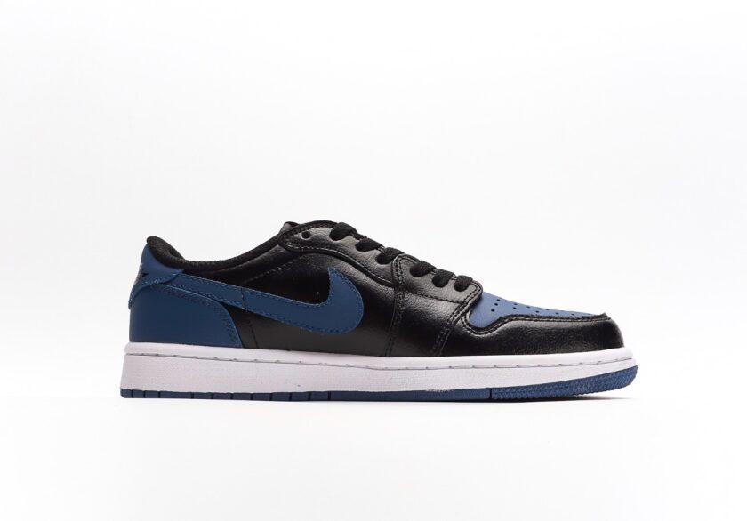 Air Jordan 1 Low OG Mystic Navy - Image 2