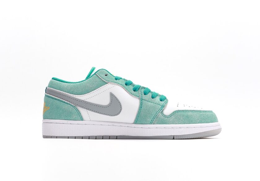 Air Jordan 1 Low "New Emerald" - Image 2