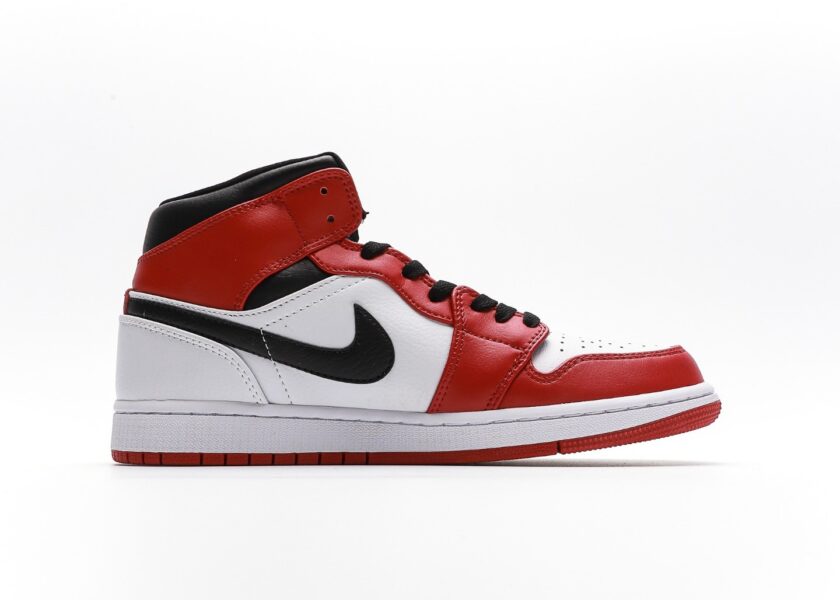 Air Jordan 1 Mid Chicago - Image 2