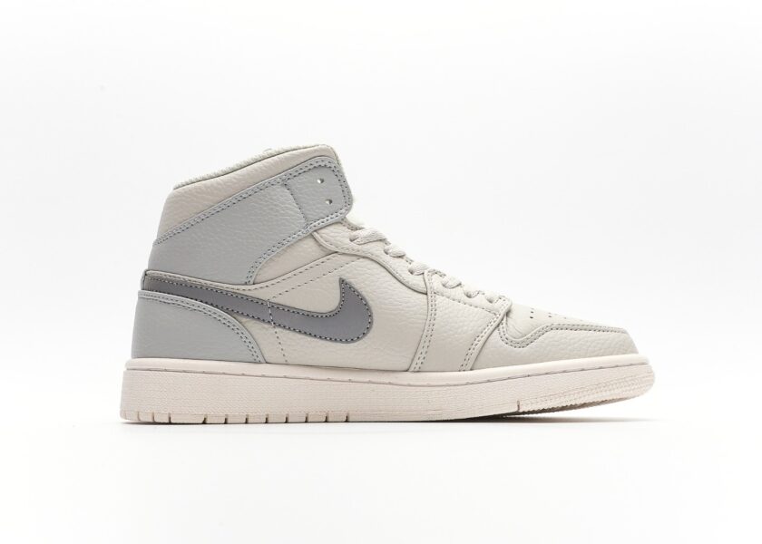 Air Jordan 1 Mid Grey - Image 2