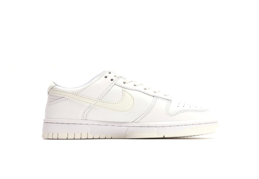 Dunk Low White Yellow Heart - Image 2