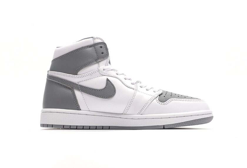 Air Jordan 1 Stealth - Image 2