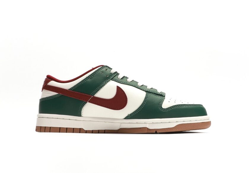 Dunk Low Gorge Green Team Red - Image 2