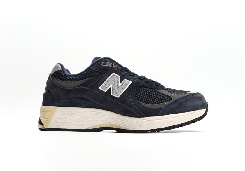 New Balance 2002R - Image 2