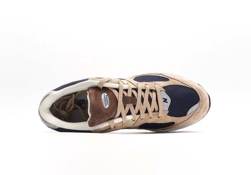 New Balance 2002R Beige Navy Blue [PK GOD] - Image 3