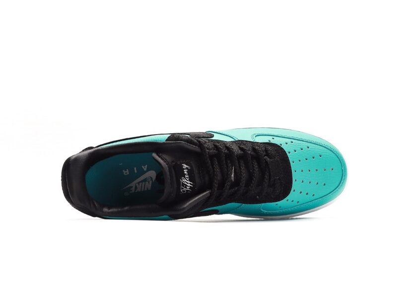 Tiffany x Nike Air Force 1 Low - Image 3