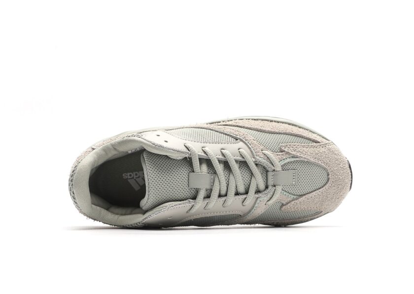 Yeezy Boost 700 Salt - Image 3