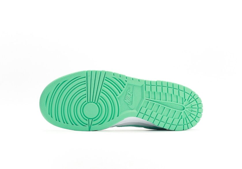 Dunk Low Green Glow - Image 4