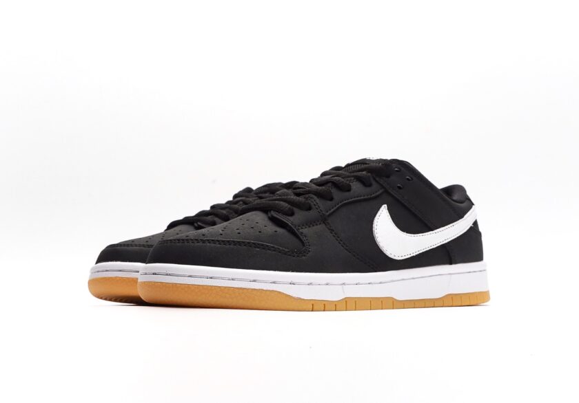 SB Dunk Low 'Black Gum' - Image 5