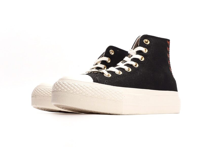 Chuck Taylor All Star Lift Platform Hearts in Black Egret - Image 5