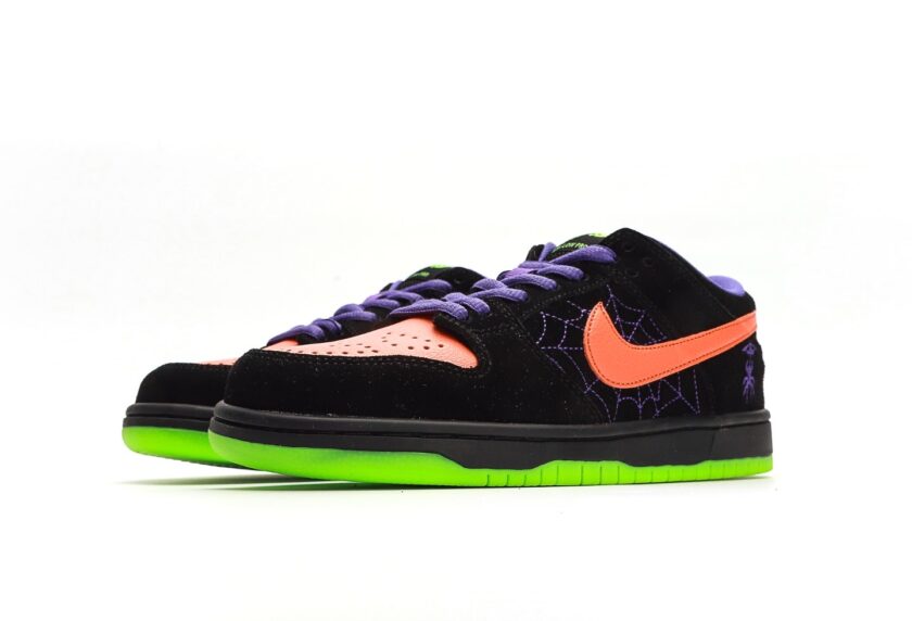 SB Dunk Low Night of Mischief - Image 5