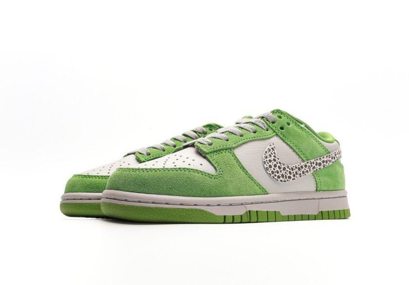 Dunk Low "Chlorophyll" - Image 5