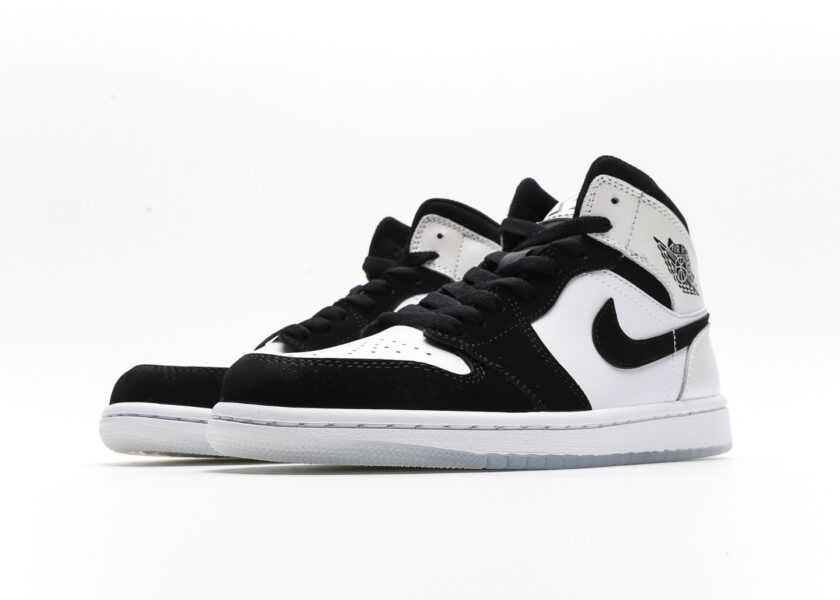 Air Jordan 1 Mid White Black Diamond - Image 5