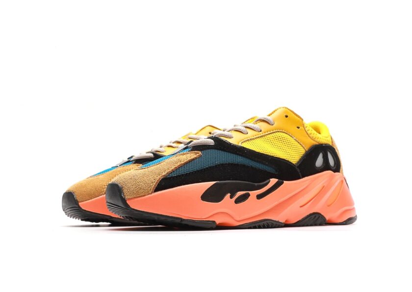 Yeezy Boost 700 Sun - Image 5