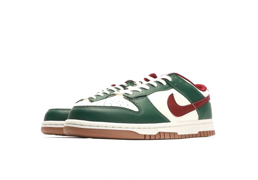 Dunk Low Gorge Green Team Red - Image 5