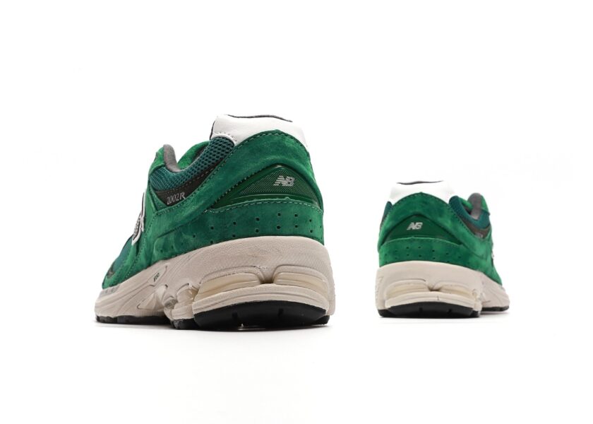 New Balance 2002R Forest Green - Image 6