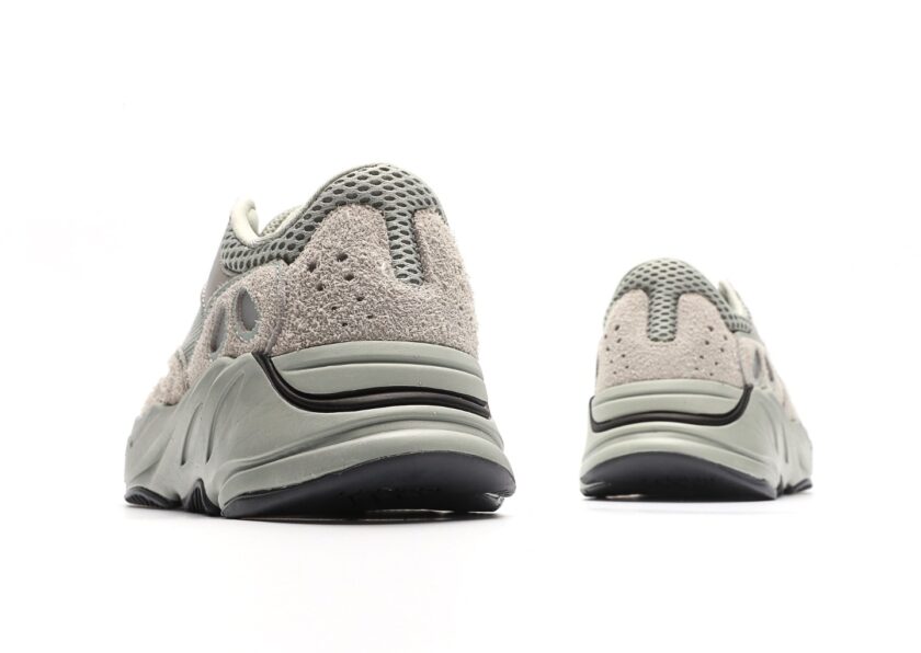 Yeezy Boost 700 Salt - Image 6