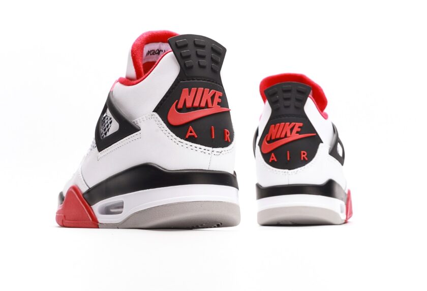 Air Jordan 4 OG Fire Red - Image 6