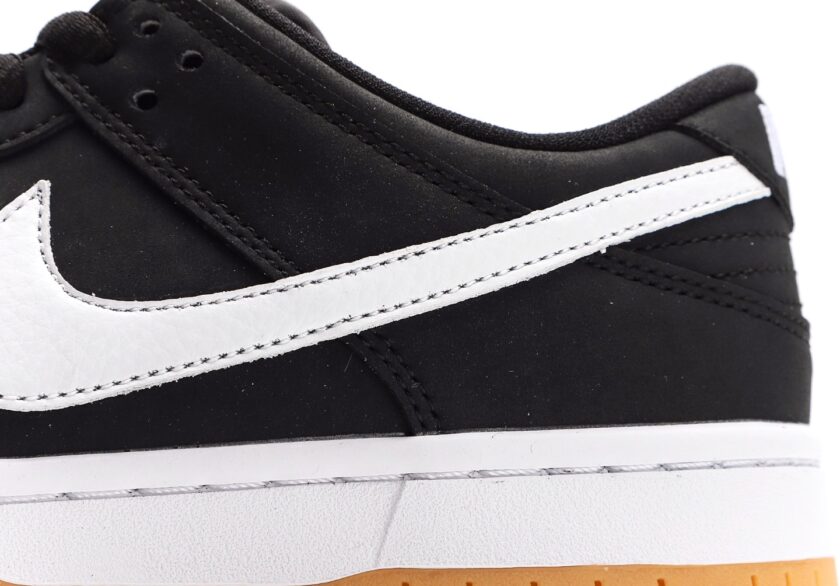 SB Dunk Low 'Black Gum' - Image 7