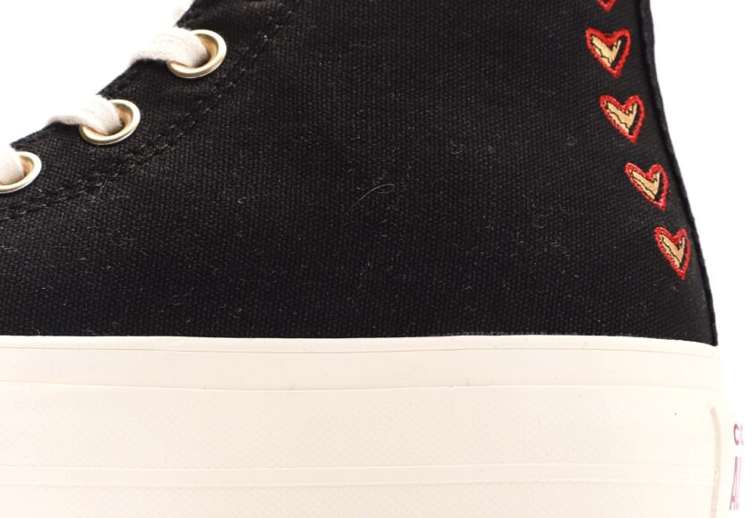 Chuck Taylor All Star Lift Platform Hearts in Black Egret - Image 7