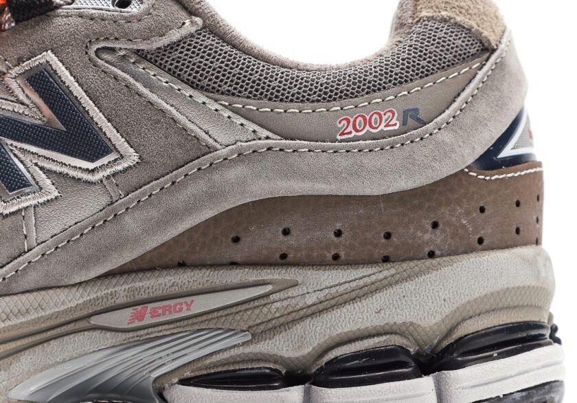 New Balance 2002R - Image 7