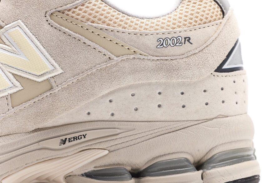 New Balance 2002R "Aluminum" - Image 7