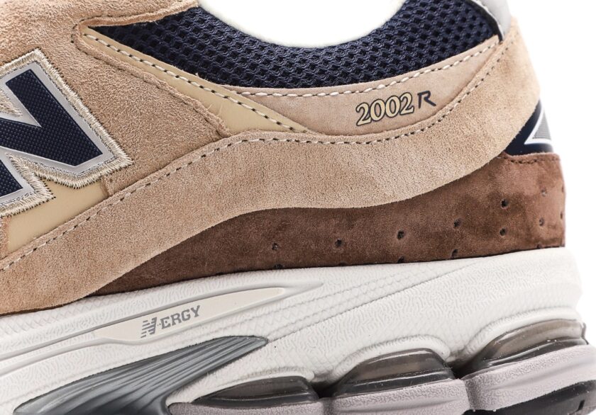 New Balance 2002R Beige Navy Blue [PK GOD] - Image 7