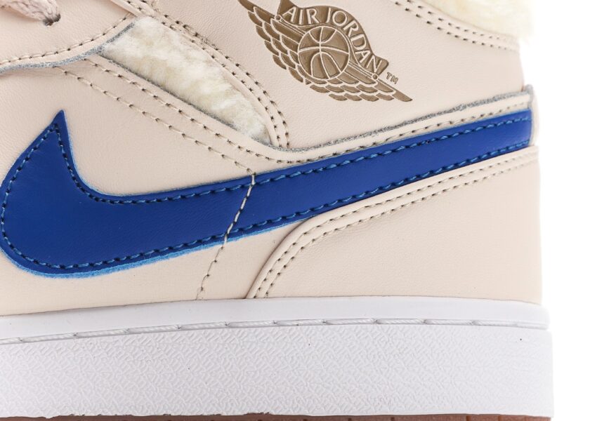 Air Jordan 1 Mid GS Fleece Pearl White - Image 7