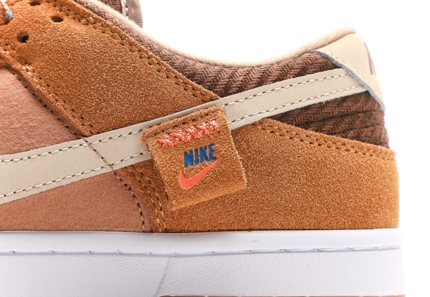 Dunk Low "Teddy Bear" - Image 7