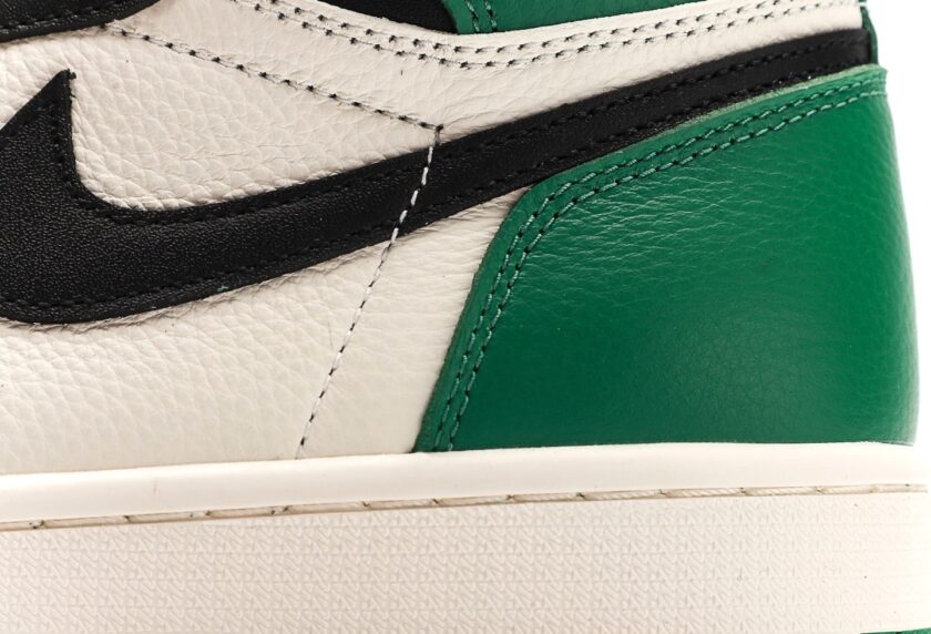 Air Jordan 1 Retro High Pine Green - Image 7