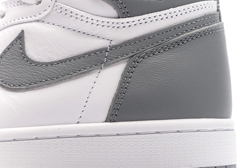 Air Jordan 1 Stealth - Image 7