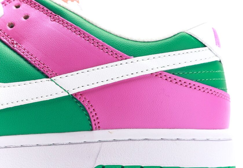 Dunk Low "Stadium Green/Fuchsia" - Image 7