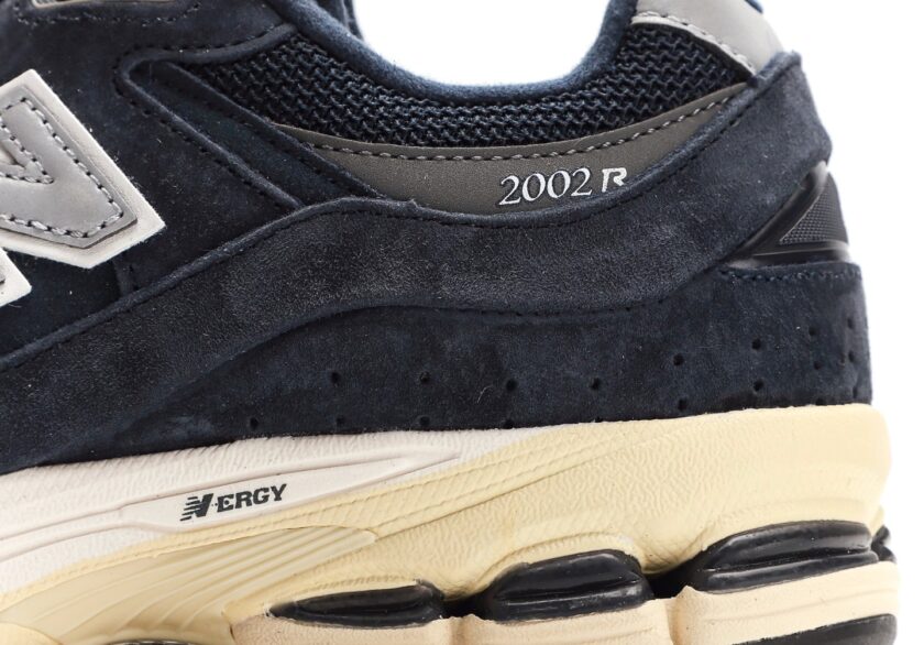 New Balance 2002R - Image 7