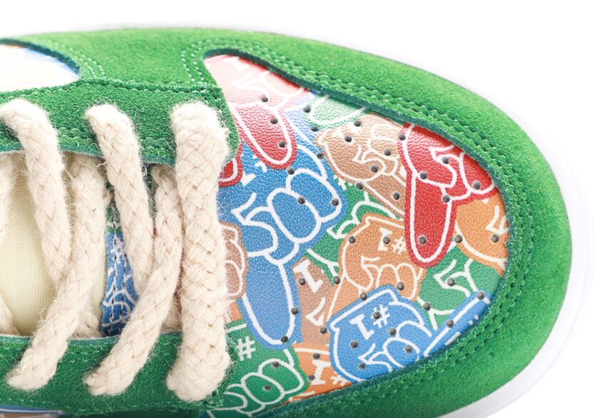 Dunk Low "Foam Finger" - Image 8